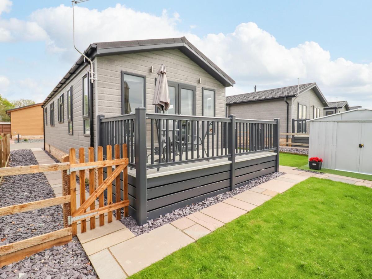 36 Bucklesham Park Vila Ipswich Exterior foto